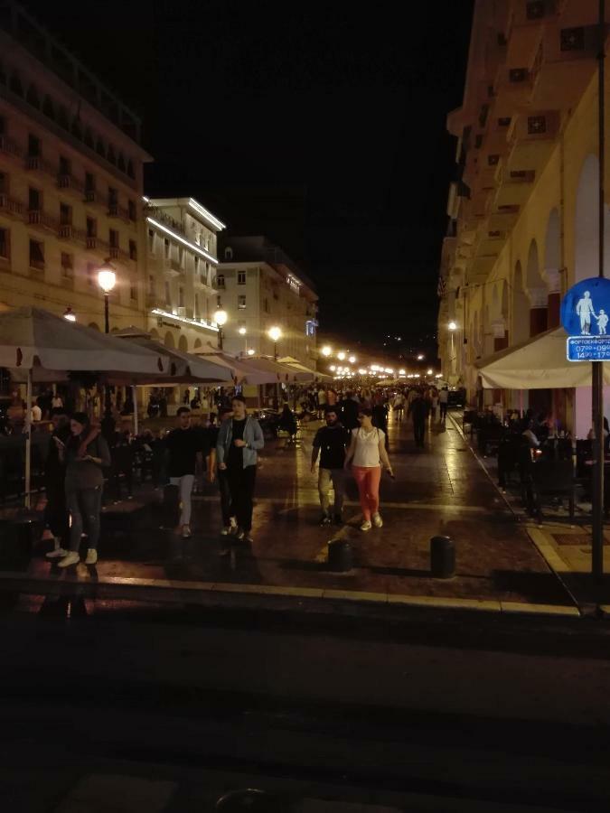 Mini Central Studio Солун Екстериор снимка