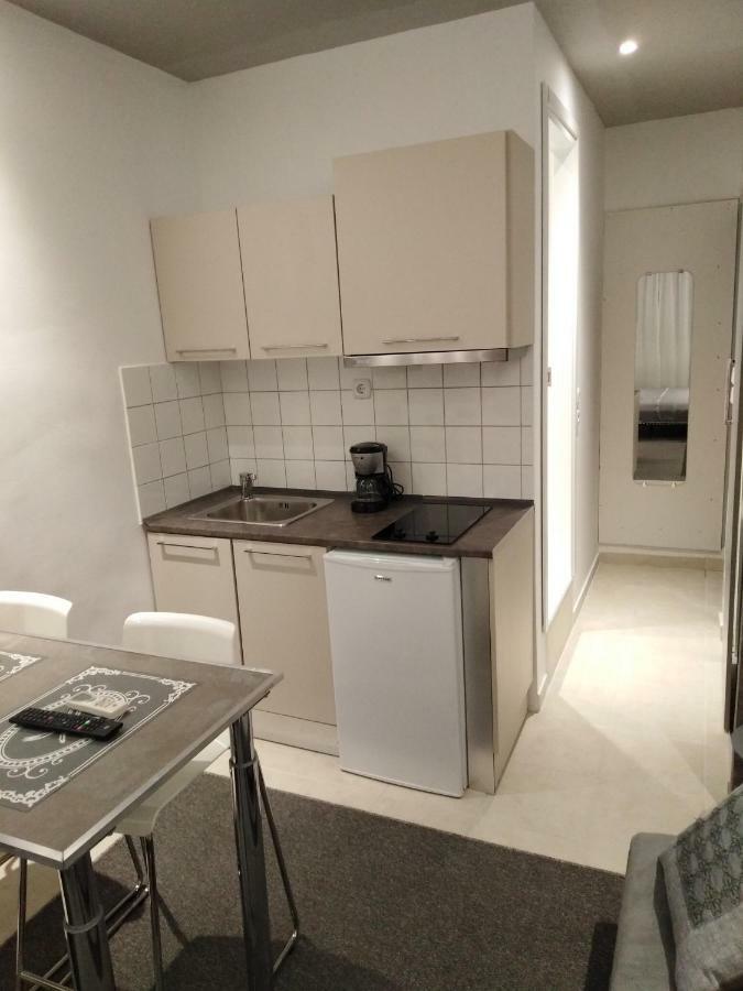 Mini Central Studio Солун Екстериор снимка
